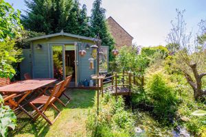 Photo 32- click for photo gallery